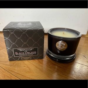 Acquiesce Black Orchid Candle